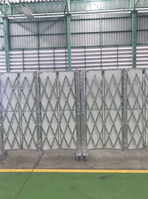 Caster Gate